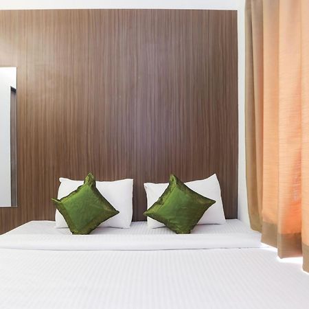 Treebo Sapphire Studio Nashik Dış mekan fotoğraf