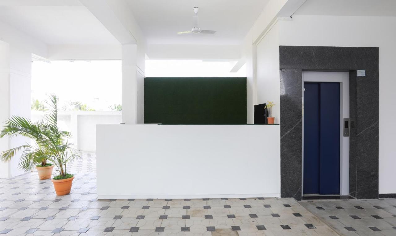 Treebo Sapphire Studio Nashik Dış mekan fotoğraf