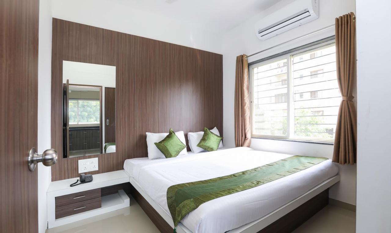 Treebo Sapphire Studio Nashik Dış mekan fotoğraf