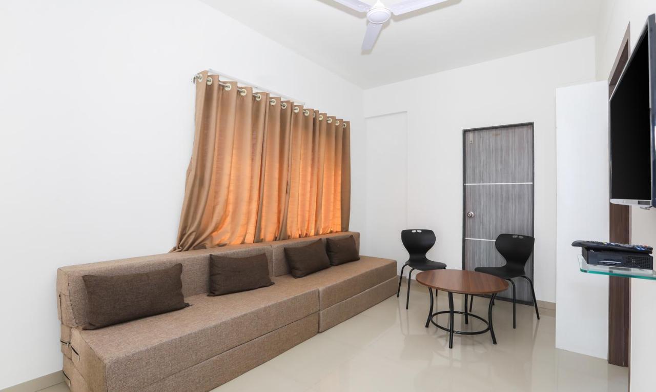 Treebo Sapphire Studio Nashik Dış mekan fotoğraf